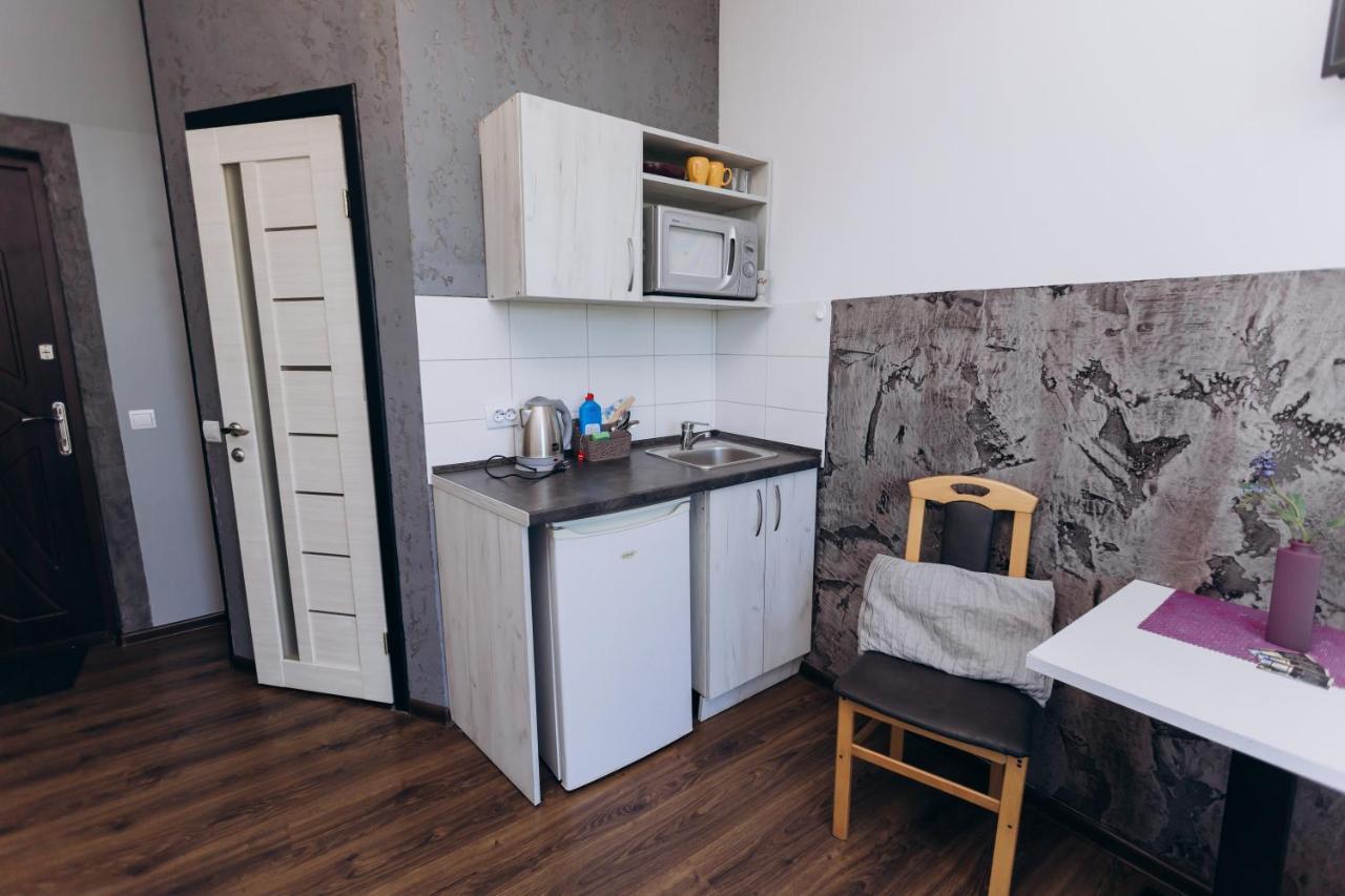 Нові Apartments Біля Жд Вокзалу 伊万诺-弗兰科夫斯克 外观 照片