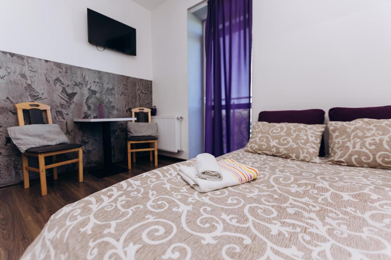 Нові Apartments Біля Жд Вокзалу 伊万诺-弗兰科夫斯克 外观 照片