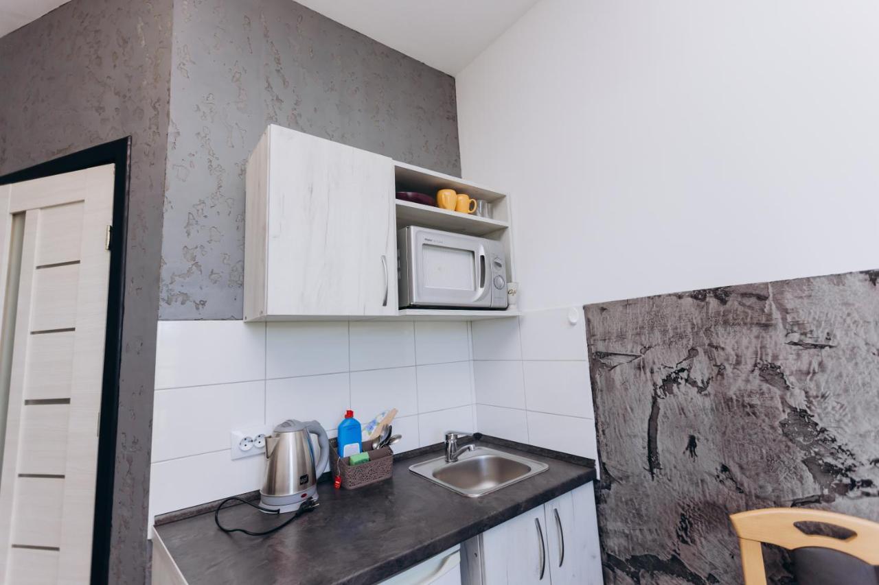 Нові Apartments Біля Жд Вокзалу 伊万诺-弗兰科夫斯克 外观 照片